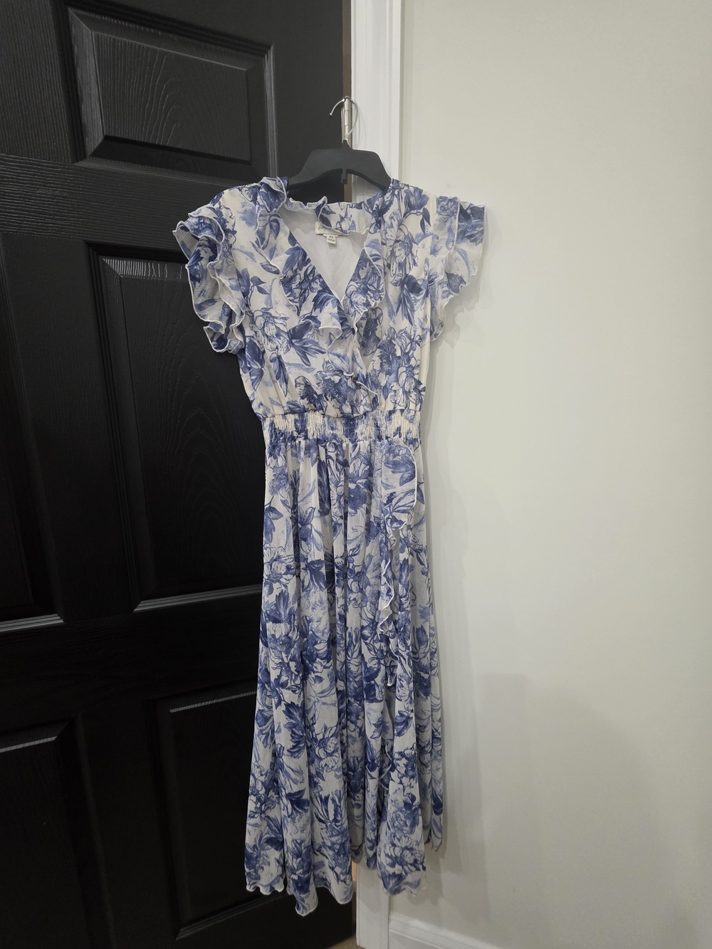 White and Blue Floral V-Neck Ruffle Sleeve Maxi Dress
